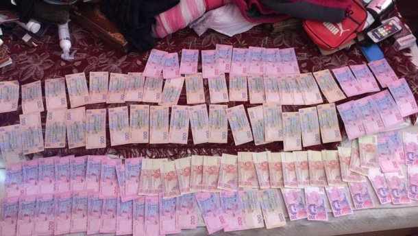 На Львівщині подружжя педагогів торгувало наркотиками. ФОТО. ВІДЕО