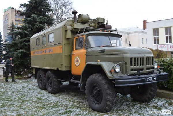 На луцькому Євромайдані гріють і годують. ФОТО