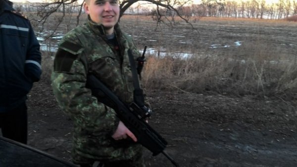 З'явилися фото та відео обміну полоненими між силовиками та терористами