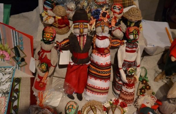 У Луцьку - благодійна акція заради дітей бійців АТО. ФОТО