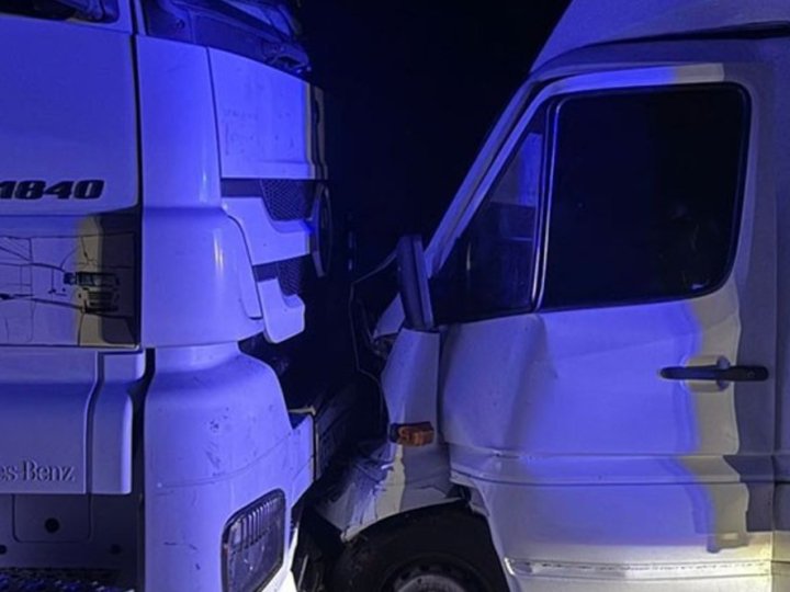 На Волині на перехресті трас зіткнулися дві вантажівки