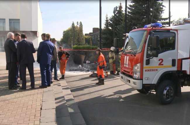 У Росії вчений спалив себе заживо через русифікацію удмуртської мови. ВІДЕО. ФОТО +18