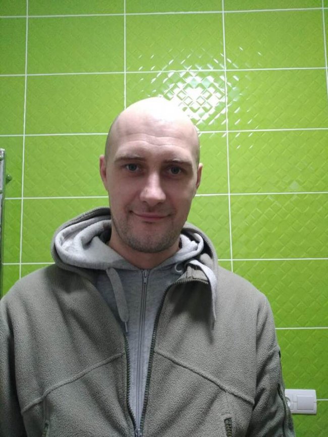 Талановитий перукар з Луцька терміново потребує дороговартісного лікування. ФОТО