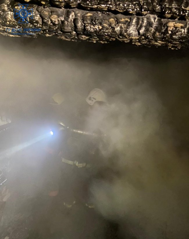 На Волині горіли два житлові будинки