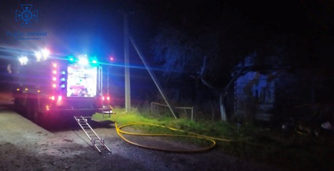 На Волині горіли два житлові будинки