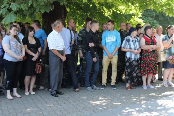 Луцьк попрощався із героєм АТО. ФОТО