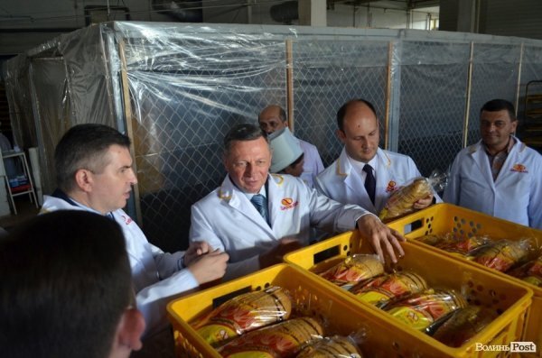 Як у Луцьку печуть хліб. ФОТО