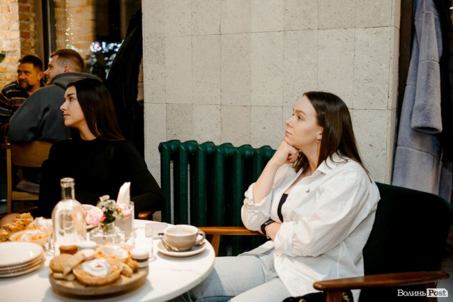 «Інвестор» вміє дивувати»: будівельна компанія розіграла мандрівку до Амстердаму. ФОТО*