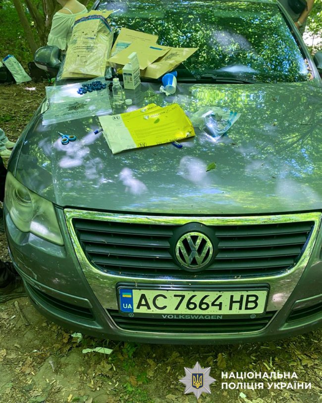 На Рівненщині поліцейські затримали двох «закладчиків» із Волині. ФОТО