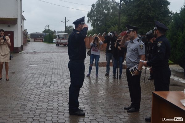 У Луцьку поліцейські отримали нові погони і звання. ФОТО