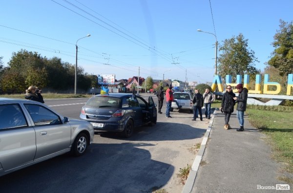 У Луцьку зустріли тіло загиблого на сході Олександра Смирнова. ФОТО