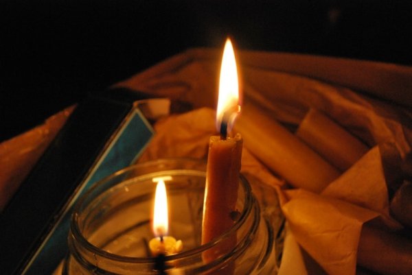 Благодатний вогонь привезли до Луцька