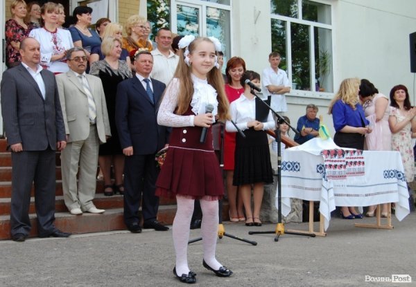 У Луцьку – останній дзвінок для 11-х класів