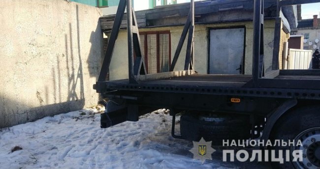 На Волині на підприємстві вантажівка задавила чоловіка