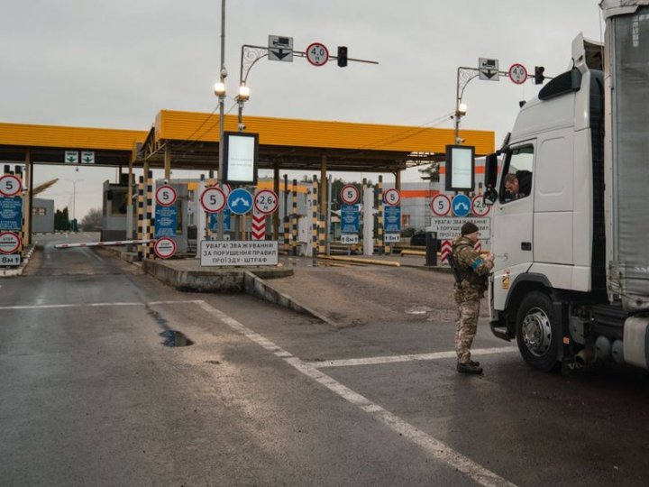 На Волині - можливе ускладнення руху вантажного транспорту через українсько-польський кордон