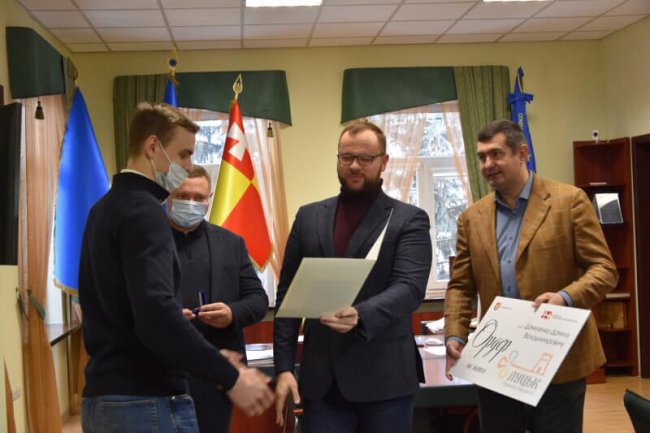 Відомий спортсмен з Волині отримав ключі від нової квартири