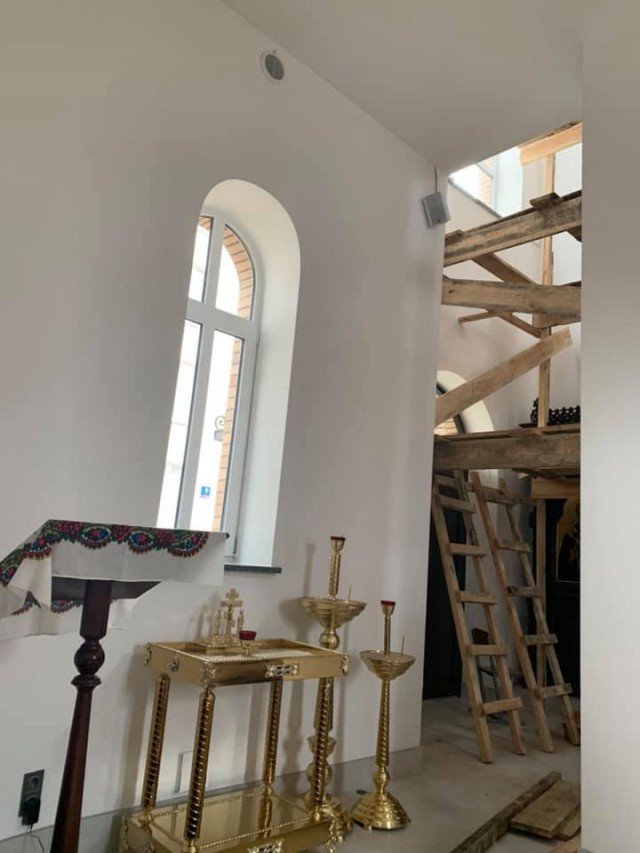 Показали, як проходить розпис університетської церкви у Луцьку