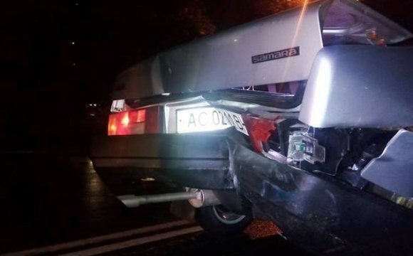 «П'яна» аварія в Луцьку: «Шкода» в'їхала у «ВАЗ»