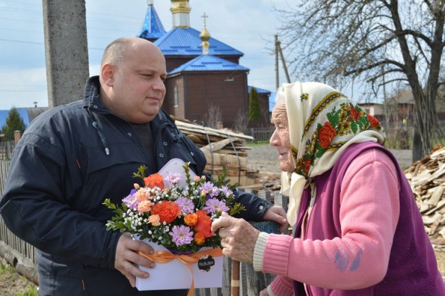 Легендарна зв'язкова УПА з Волині відзначила 94-й день народження