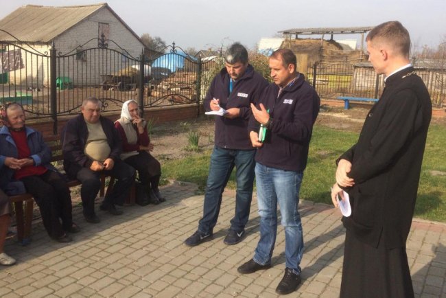 Через церковний конфлікт у волинське село приїхала місія ОБСЄ. ФОТО