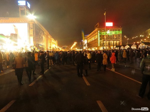 Майдан буденний. НОТАТКИ ОЧЕВИДЦЯ. ФОТО