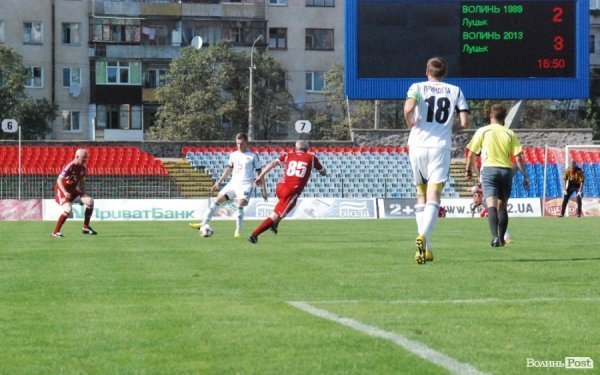 Матч поколінь в Луцьку: ветерани «Волині» проти сучасників. ФОТО