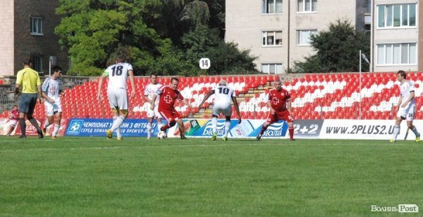 Матч поколінь в Луцьку: ветерани «Волині» проти сучасників. ФОТО