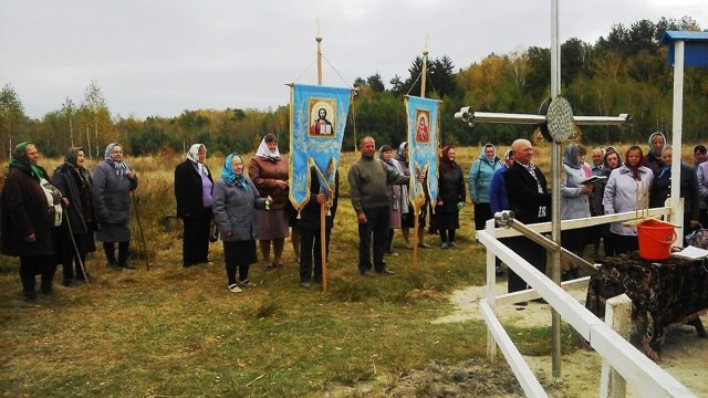 На Волині освятили відновлене джерело