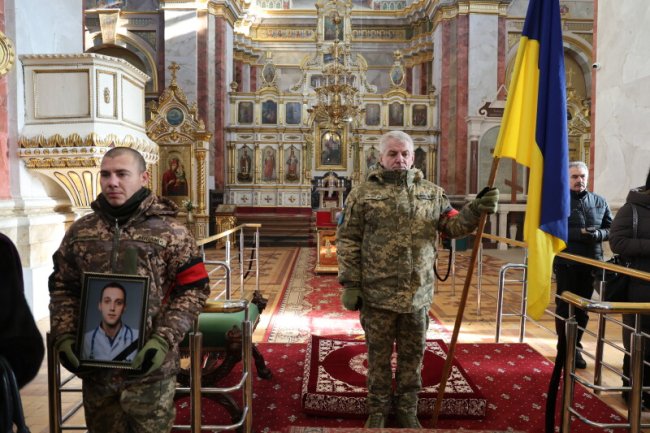 Із загиблим на війні лучанином Іваном Прокопцем попрощалися у день його народження