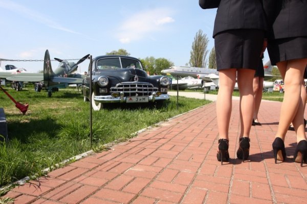 У столиці стартував найбільший фестиваль ретро авто OldCarLand-2016. ФОТО