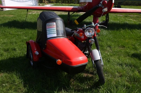 У столиці стартував найбільший фестиваль ретро авто OldCarLand-2016. ФОТО