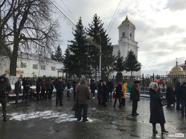 У Луцьк приїхав Петро Порошенко. ФОТО