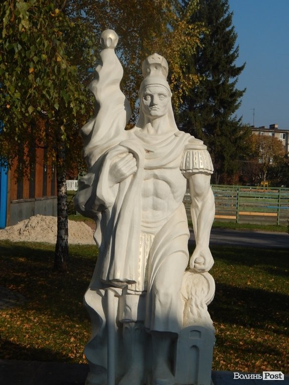 Робота луцьких пожежників очима журналіста. ФОТО. ВІДЕО.