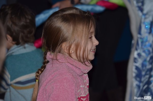 Луцький меценат Андрій Покровський влаштував різдвяне свято для соціально  незахищених діток