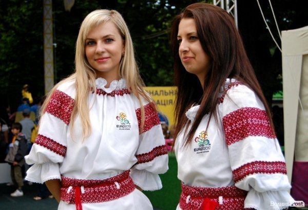 Як у Львові вболівали за Україну в матчі з Францією. ФОТО