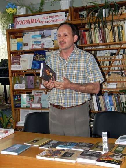 У місті на Волині побував відомий письменник 