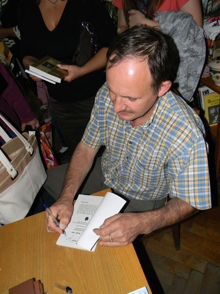 У місті на Волині побував відомий письменник 