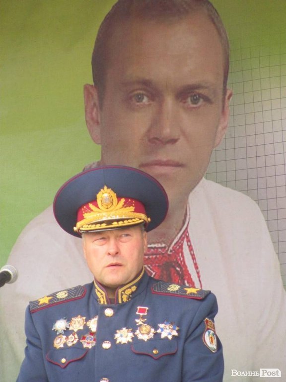 Під Луцьком відкрили єдиний на Волині пам’ятник козакові Мамаю 