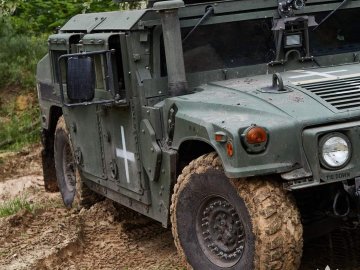 На Запорізькому та Херсонському напрямках противник обороняється, — Генштаб