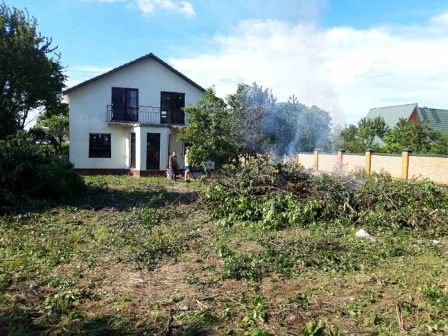 У громаді поблизу Луцька штрафуватимуть за спалювання сміття та гілок