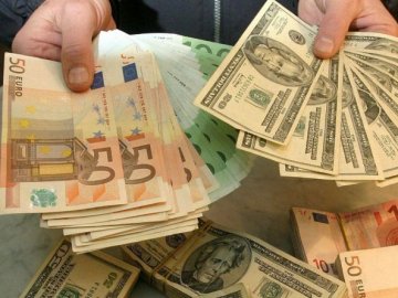 Євро і долар впали у ціні: курс валют у Луцьку станом на 2 червня