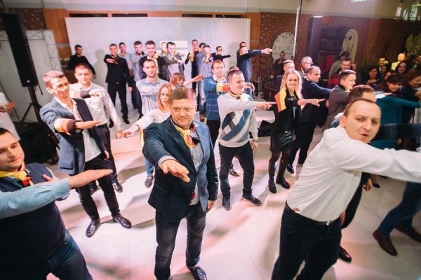 Новорічний корпоратив у Modern-Expo: мандри, танці та мистецтво
