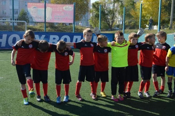 Григорій Пустовіт вручив нагороди юним футболістам. ФОТО*