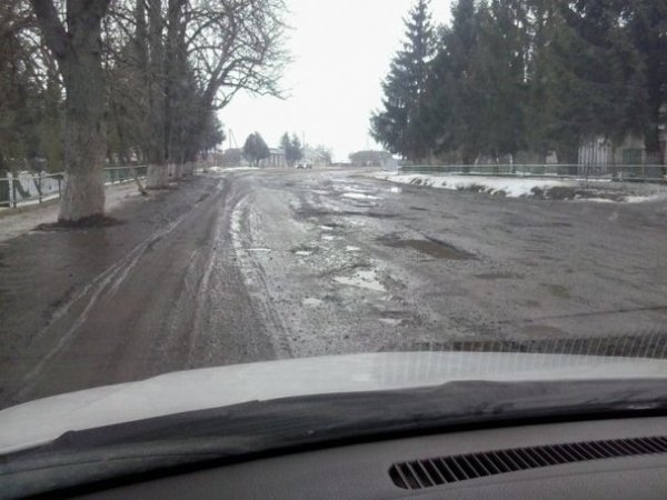 Дорога Львів ‒ Луцьк майже знищена. ФОТО