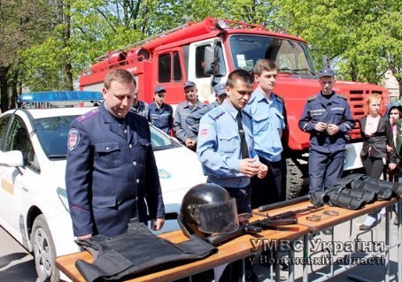 Школярів Волині ознайомили з професіями рятувальника та правоохоронця. ФОТО