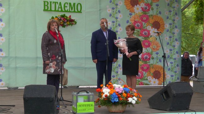 Розіграші, вікторини та артисти з Києва: у Шацьку відгуляли День селища. ФОТО. ВІДЕО