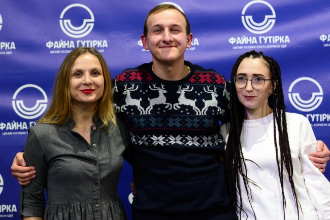 У Луцьку на «Файній гутірці» розмовляли про фейкові новини та медіакультуру під час кризи. ФОТО