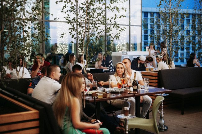 На терасі «Променя» покажуть трансляцію Ліги Чемпіонів