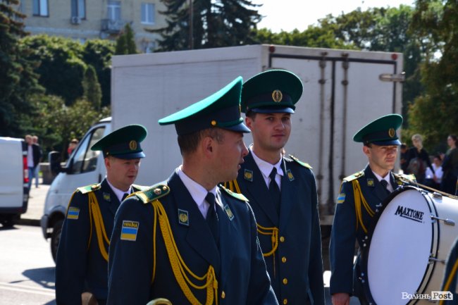 Більше тисячі першокурсників посвятили у студенти СНУ. ФОТО