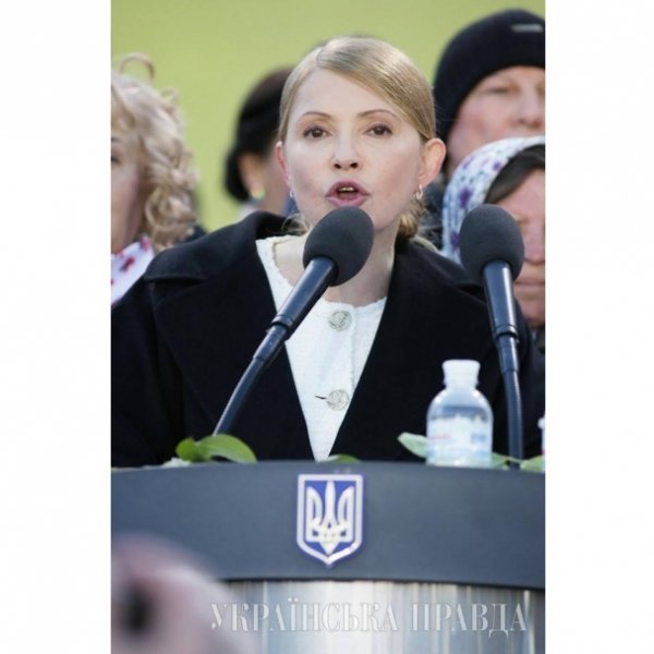 З’їзд «Батьківщини»: Саакашвілі, бабусі та «висока» Тимошенко. ФОТО